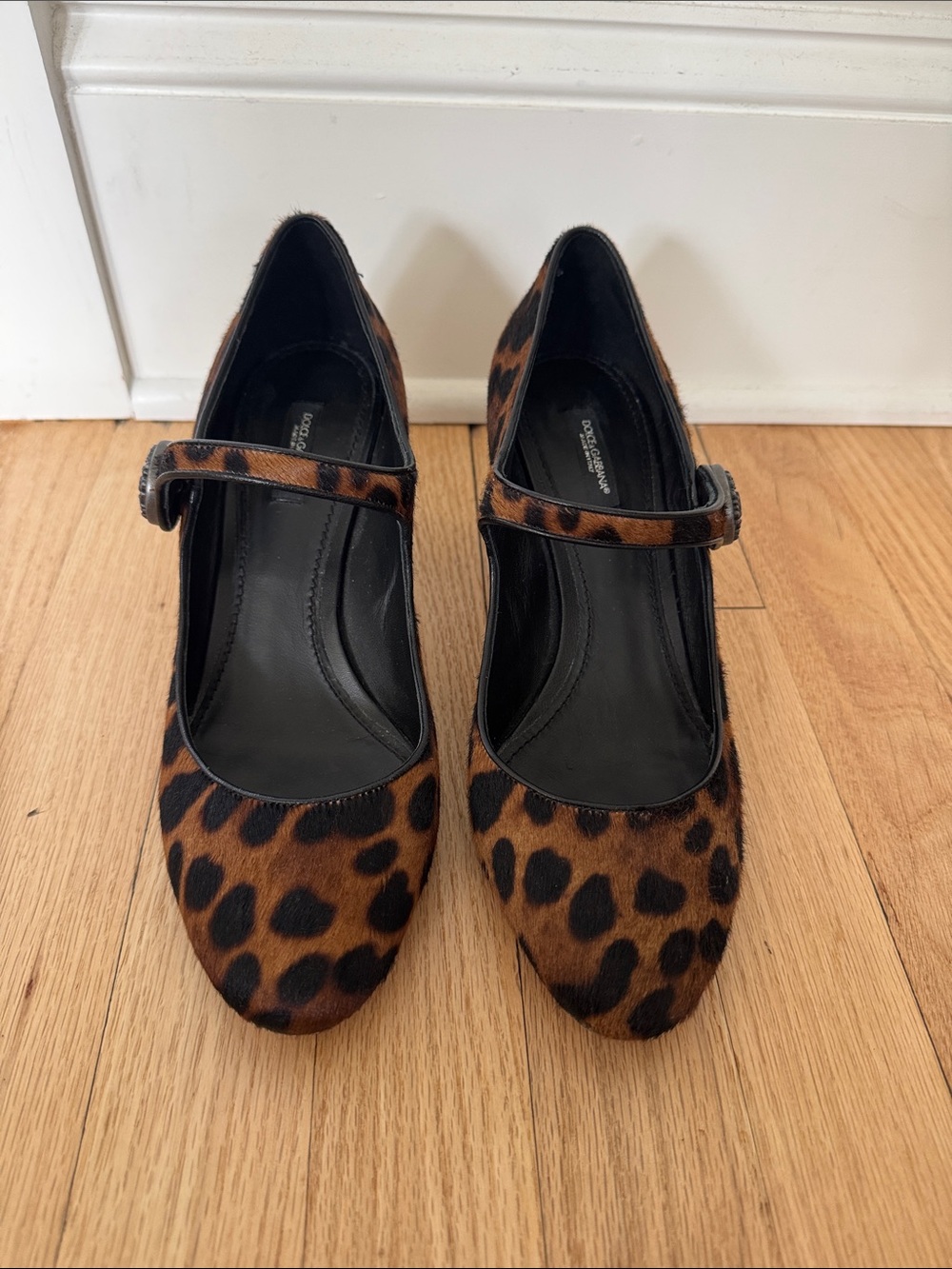Dolce & Gabbana Leopard Print Mary Jane Pumps - Brown/Black